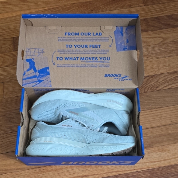 Brooks Adrenaline GTS 24 Cloud Blue Athletic Shoes - Picture 6 of 11